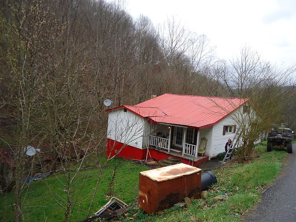 2nd image of 728 Shop Hollow Rd