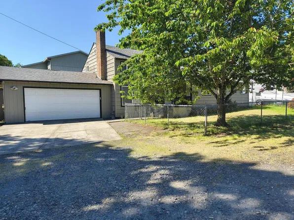 721 Saint Helens St, Saint Helens, OR 97051