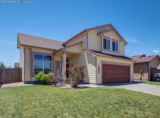 6867 Shimmering Leaf Rd, Colorado Springs, CO 80908