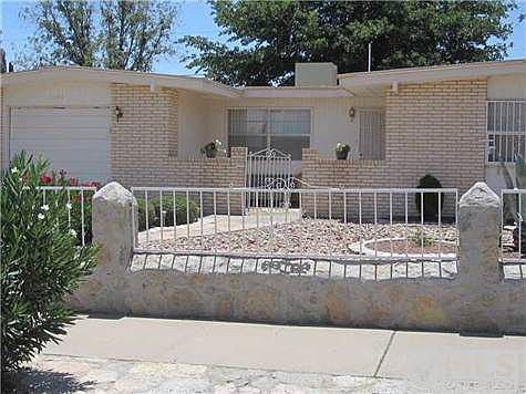 1st image of 4748 Blossom Dr