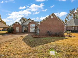 459 Huntington Dr, Jackson, MS 39272