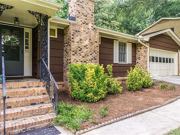 2nd image of 4134 Brockett Creek Dr