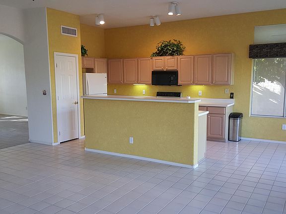 4th image of 11556 W Javelina Ct