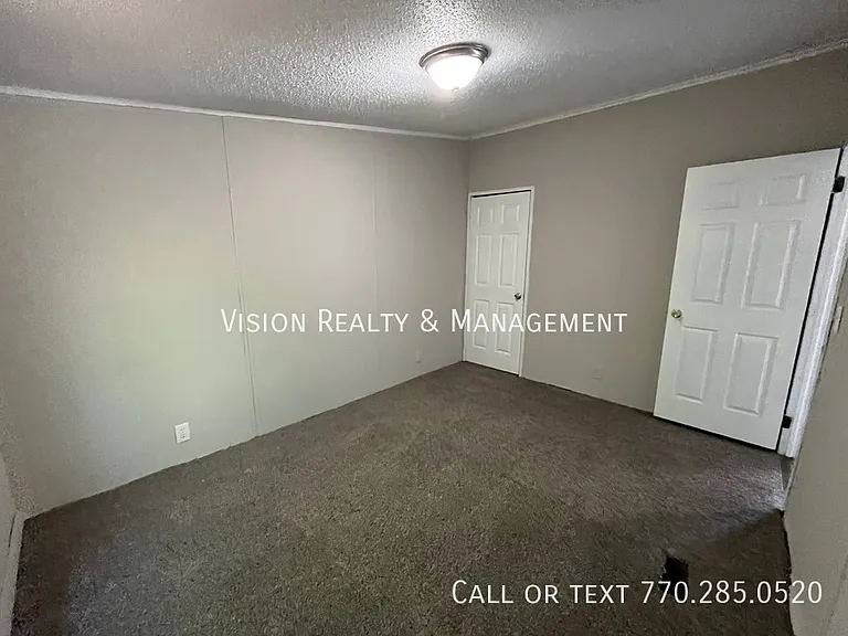 137 Park West Ct — Photo 18