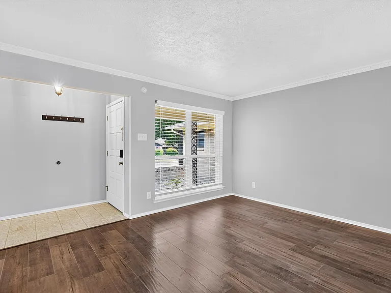11143 Joymeadow Dr — Photo 16
