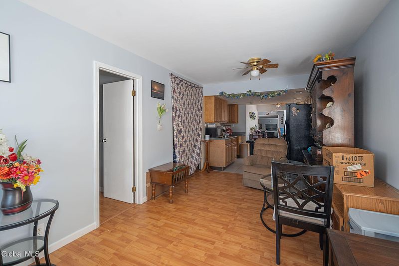 5th image of 1002 Strong Street