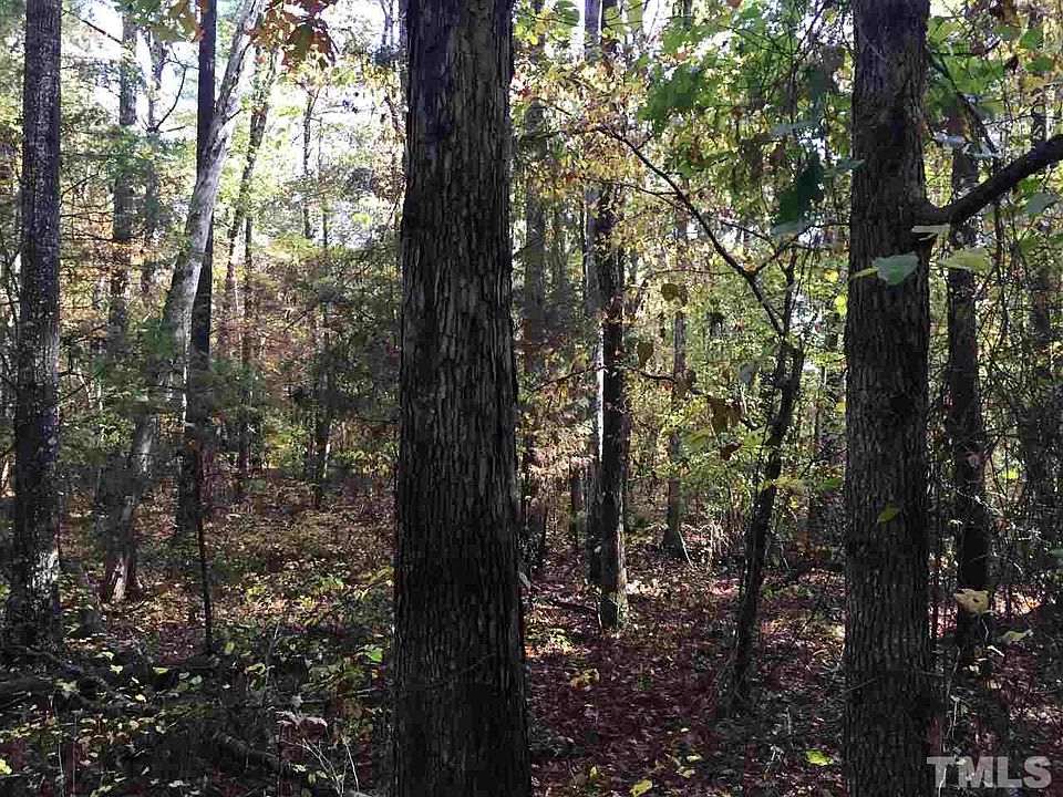 2nd image of 1911 Ellis Chapel Rd