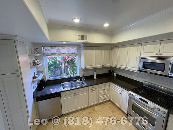 3rd image of 2013 21st St Unit 104