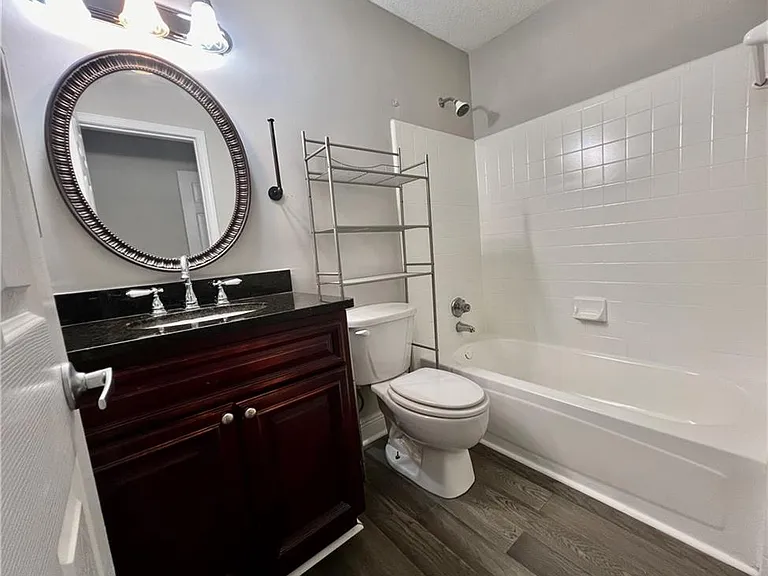 7101 Santa Fe Pkwy — Photo 17