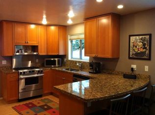 4114 92nd Ave SE, Mercer Island, WA 98040