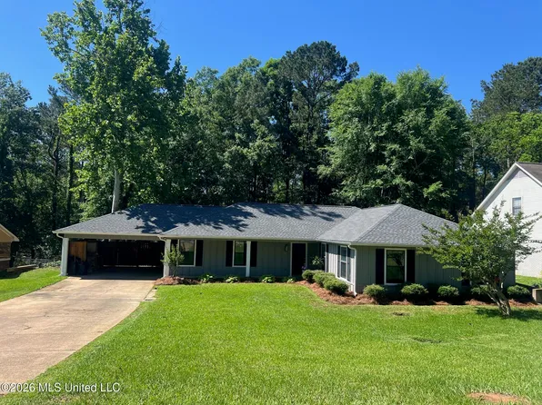 309 Stonecastle Dr, Brandon, MS 39047