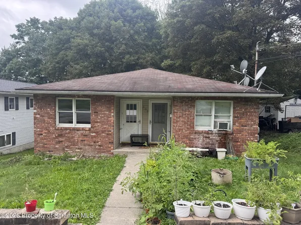 307 Columbia Ave, Clarks Summit, PA 18411