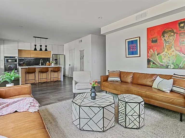 634 Bonaventure Ave NE #3 — Photo 35