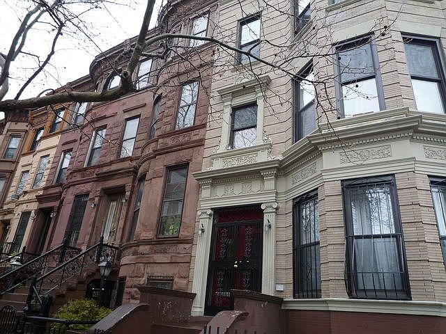 1st image of 285 Macdonough St APT 1