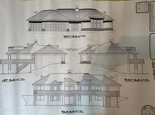 101 Nathan Ln, Oak Ridge, TN 37830