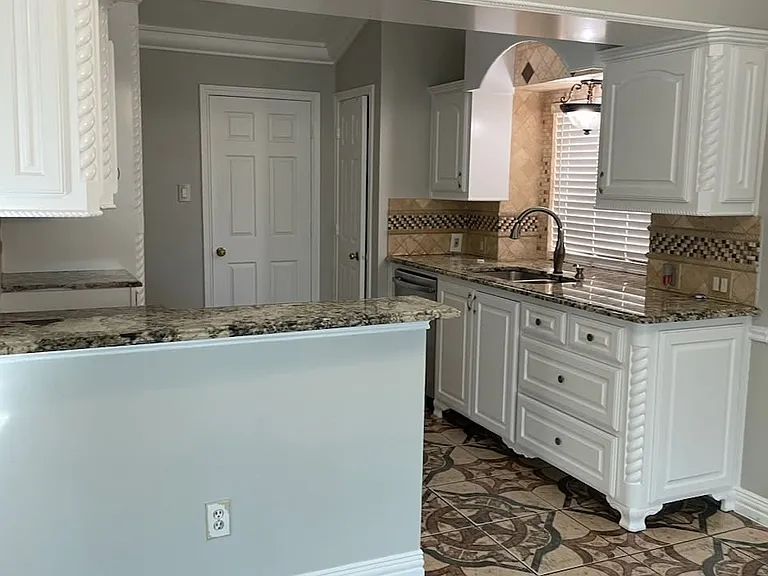 313 Creekwood Ln #1 — Photo 4