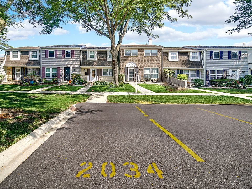 1st image of 2034 Oxford Ct #2034
