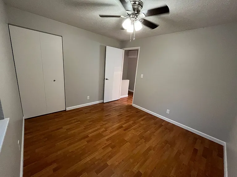 500 Jefferson St #8 — Photo 22