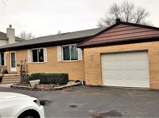 131 S Rohlwing Rd, Palatine, IL 60074