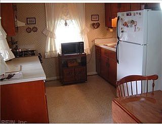 3rd image of 815 City Park Ave