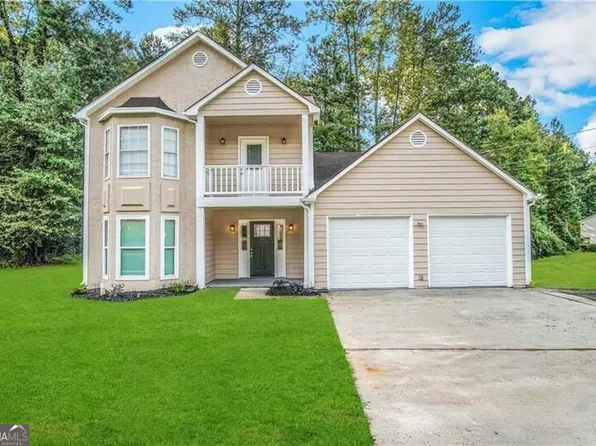 3920 Melanie Woods Dr, Atlanta, GA 30349