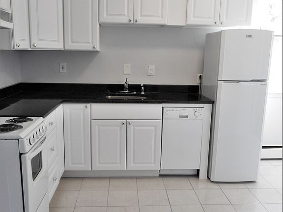 4th image of 60 Gorham Ave APT 9