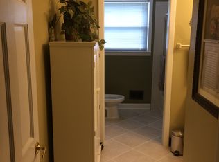13 Fenwick Ln, Greenville, SC 29617