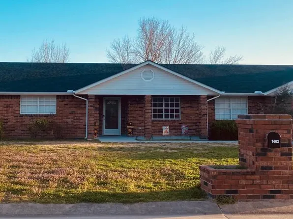 1402 Scott Ln, Miami, OK 74354