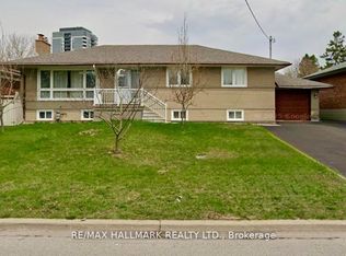 43 Commons Dr, Toronto, ON M1T 1E3