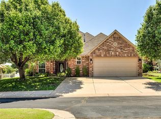 16716 Covington Mnr, Edmond, OK 73012