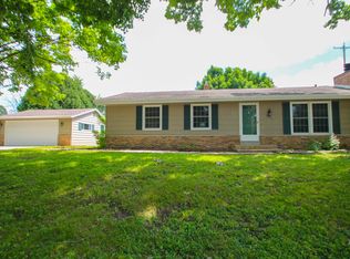 1835 Hemit Ave, Waukesha, WI 53189