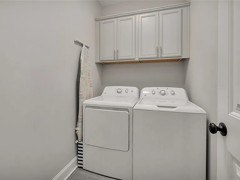 505 Mariners Cir — Photo 18