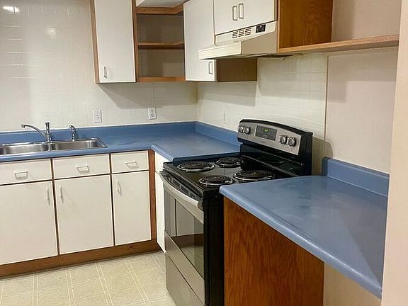 3rd image of 5733 Red Arrow Hwy APT 2