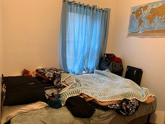 Rented by Premier Metro Realty Corp | media 25