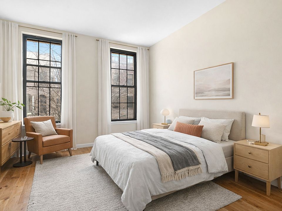 2nd image of 170 Wilson Ave APT 2R