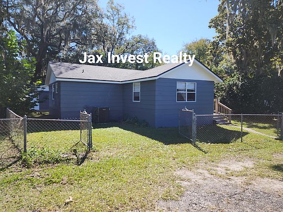 2nd image of 1465 Winnebago Ave