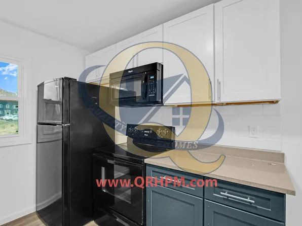 359 Sheffield Ave APT A, Flint, MI 48503