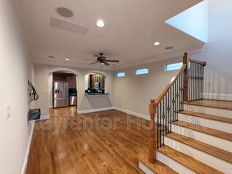 5130 Scotland St — Photo 6
