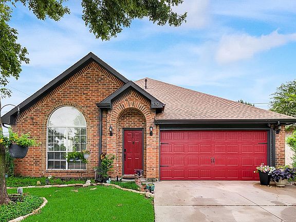 2nd image of 930 Blossomwood Ct