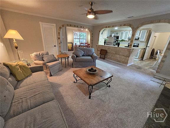 4th image of 113 Wyckfield Road