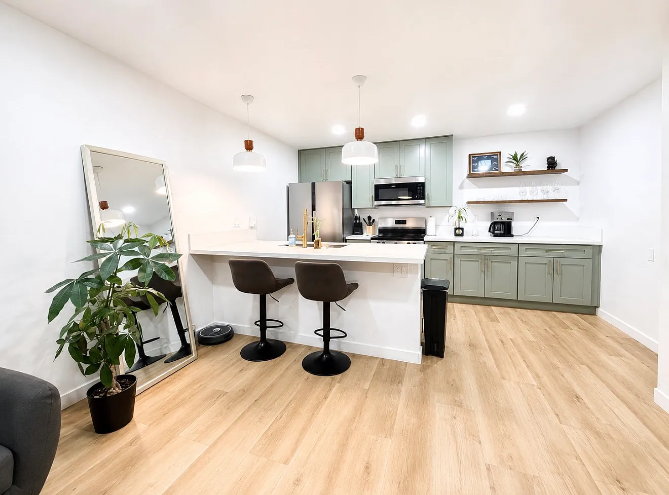 1 bed, 535 sqft, $2,800 — Photo 3