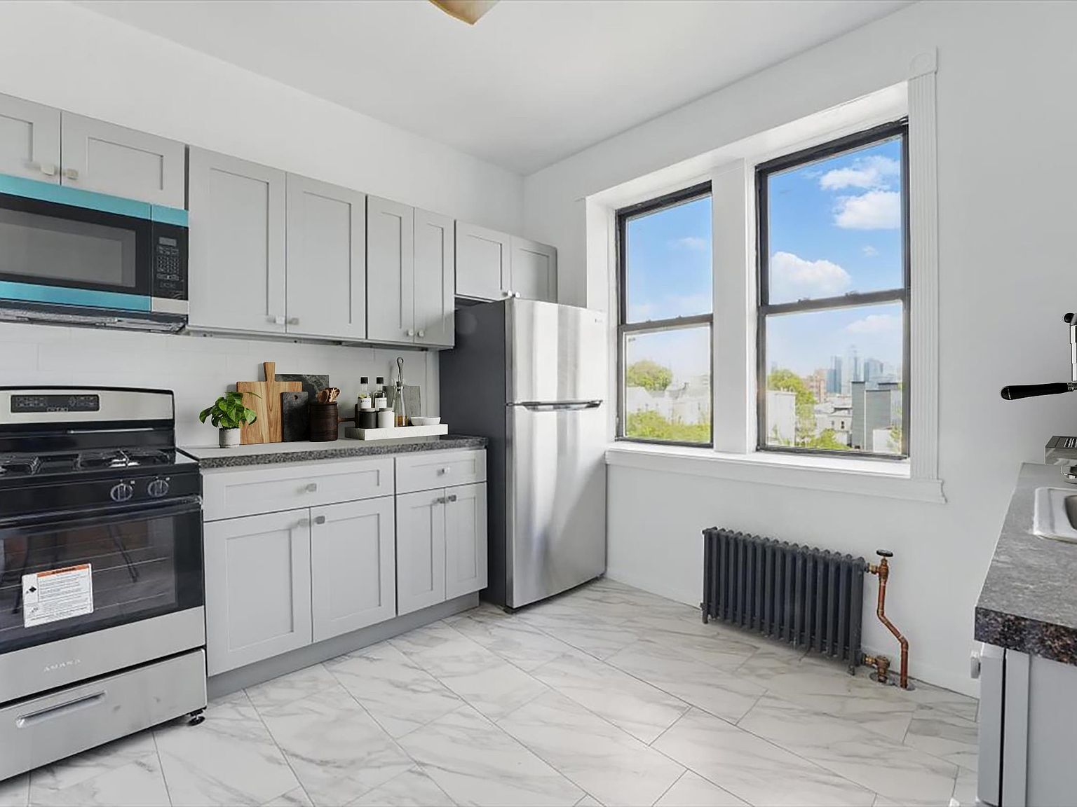 1204 Central Ave APT 4C, Union City, NJ 07087 | Zillow
