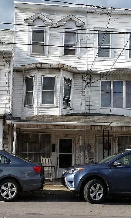 1st image of 125 East Ave