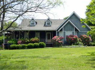 1425 N Moore Rd, Rising Fawn, GA 30738