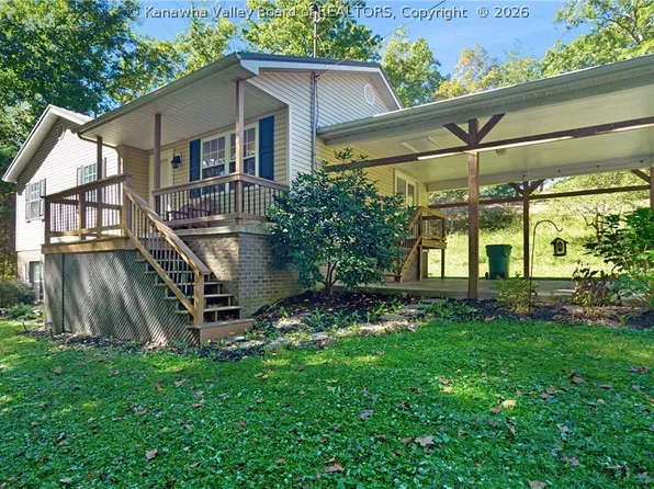 53 Beaver Dr, Hurricane, WV 25526