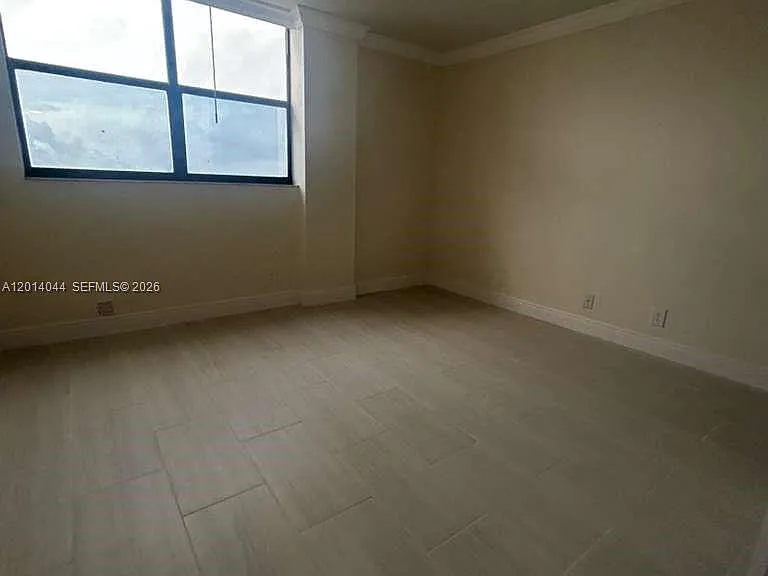 290 174th St #1519 — Photo 28