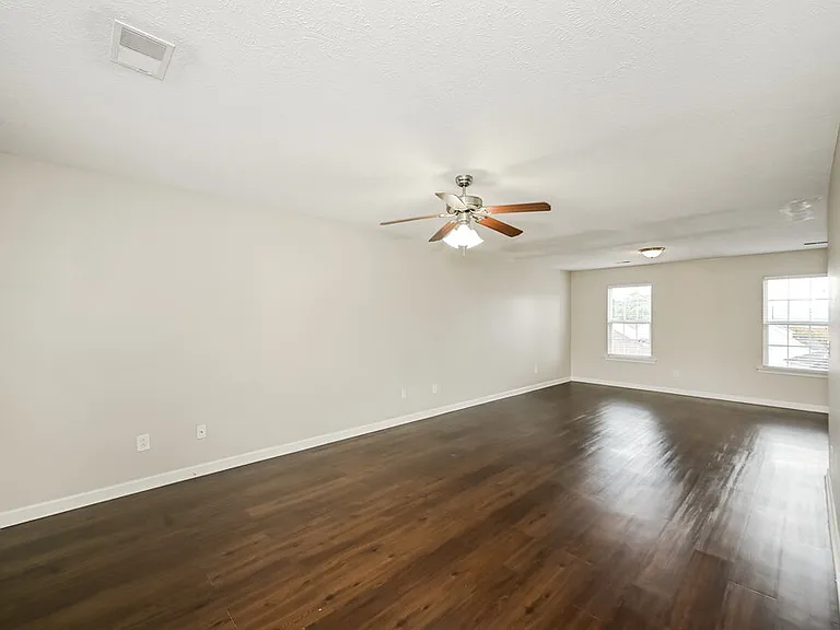 1057 Tammy Sue Ln — Photo 5