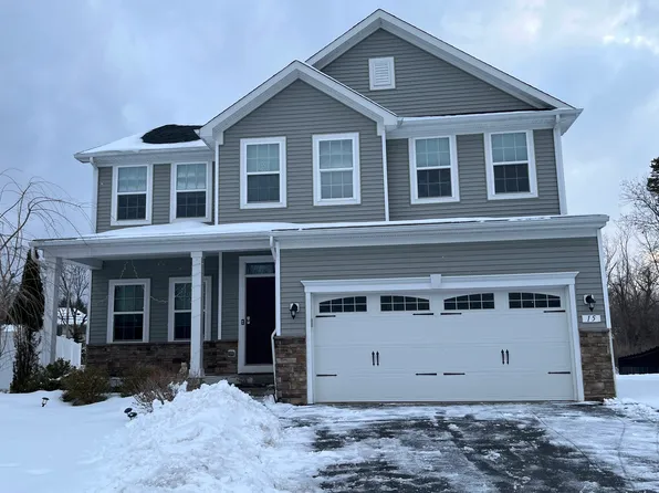 15 Stonebridge Dr, East Amherst, NY 14051