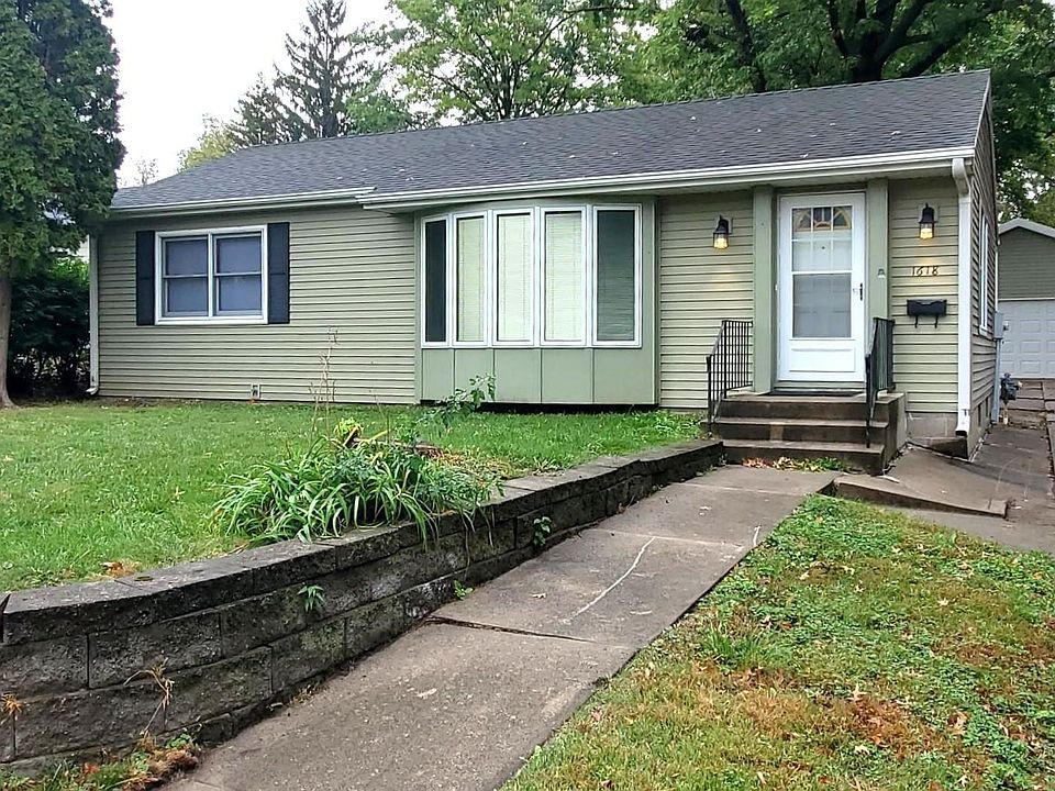 1st image of 1618 Douglas Ave