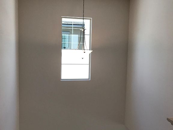 5th image of 1119 Sage Ln